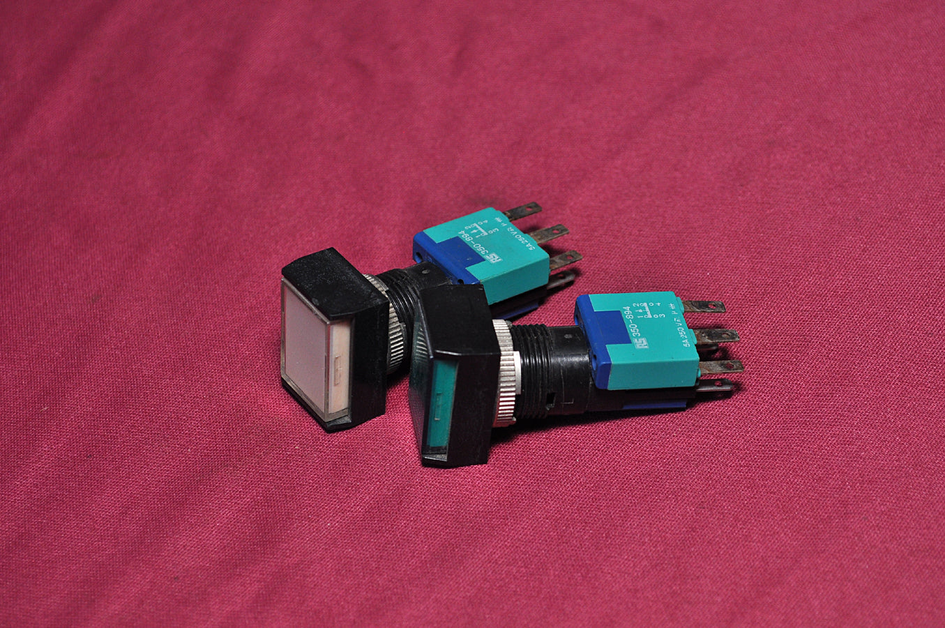 Rs 350-894 rectangular momentary push button