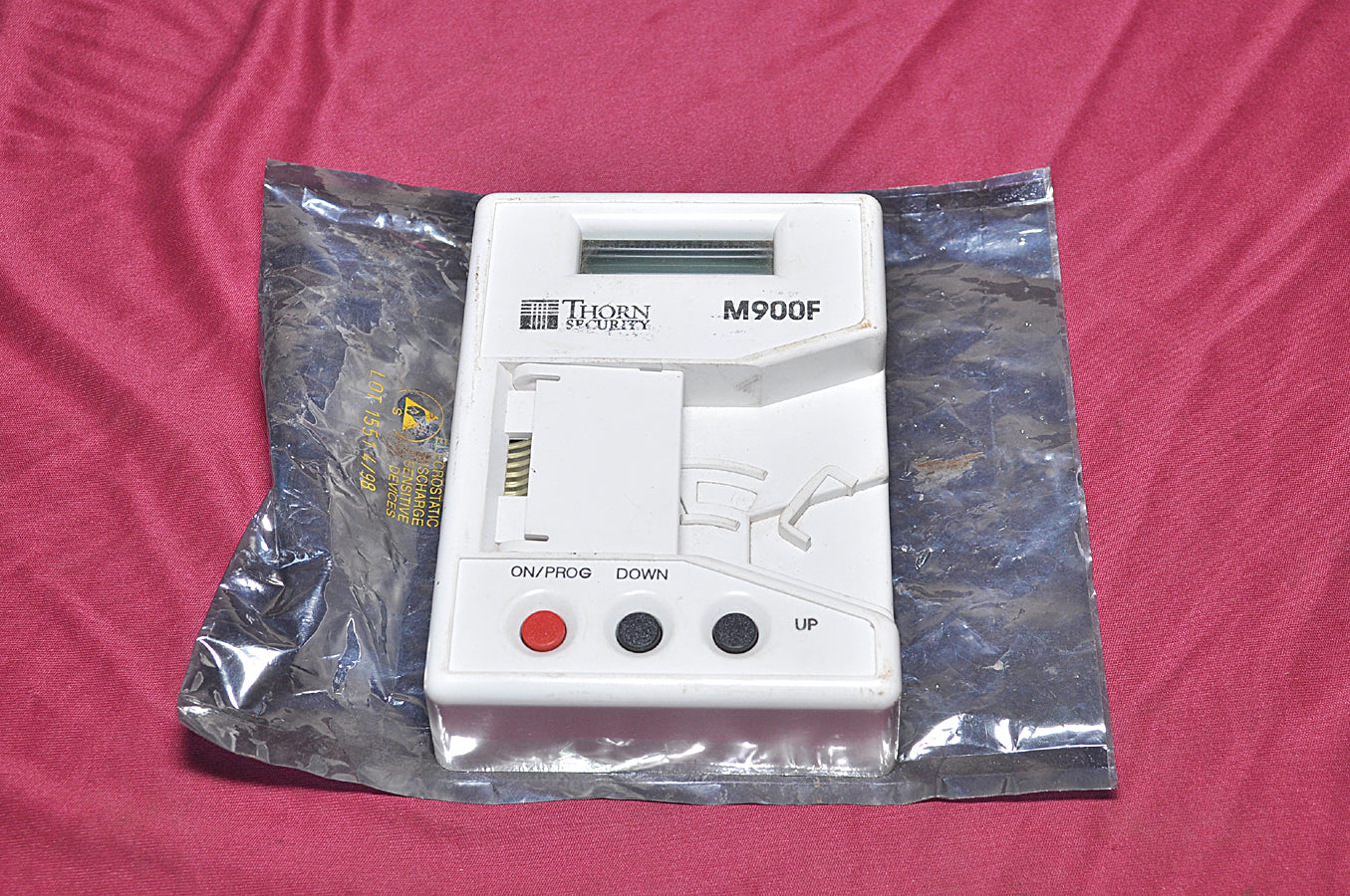 Legrand 42872 50/60hz compact transformer 48v