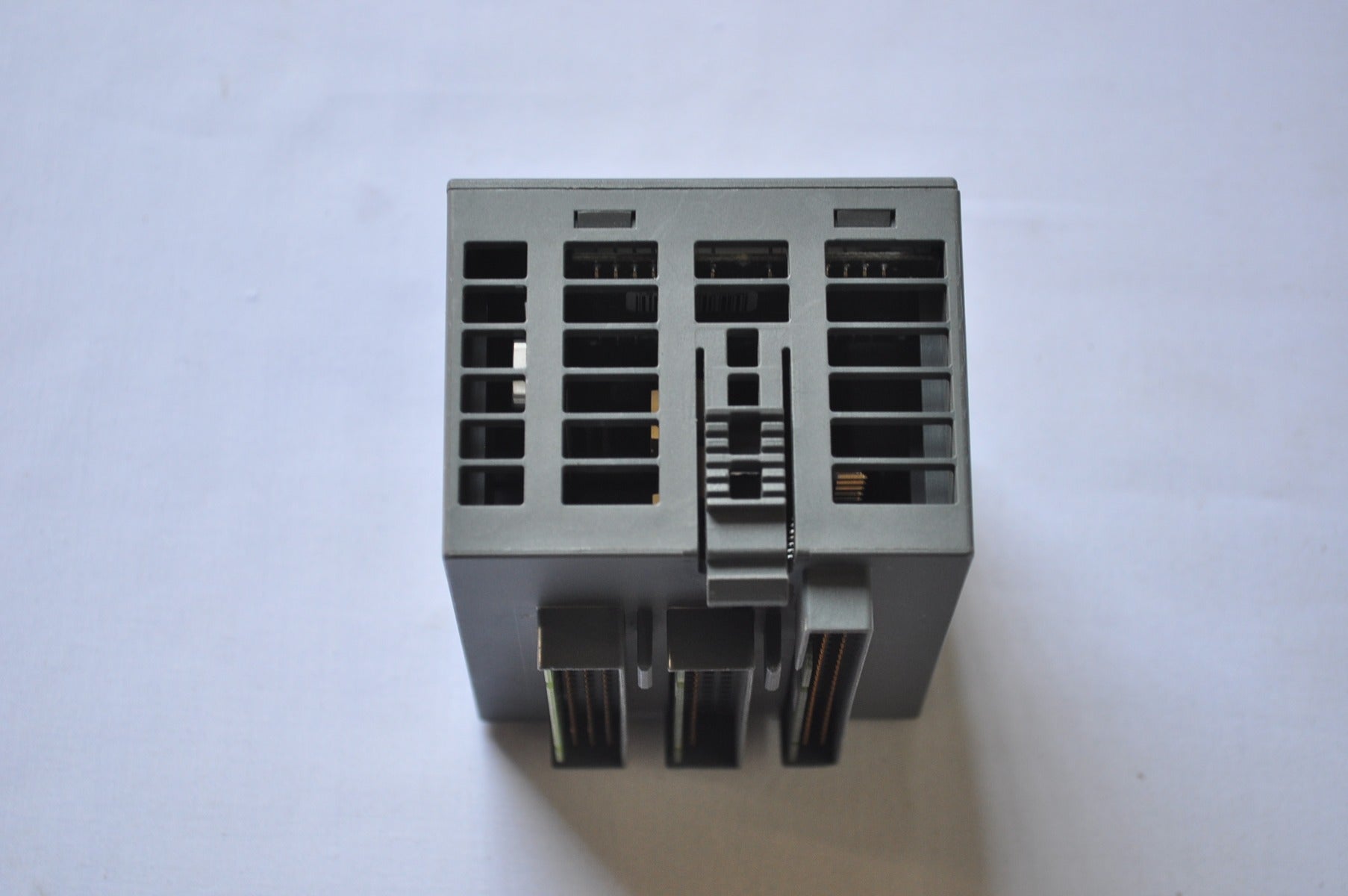 Abb Pm581-eth C2 1Sap140100R0170 Cpu 256Kb Ethernet