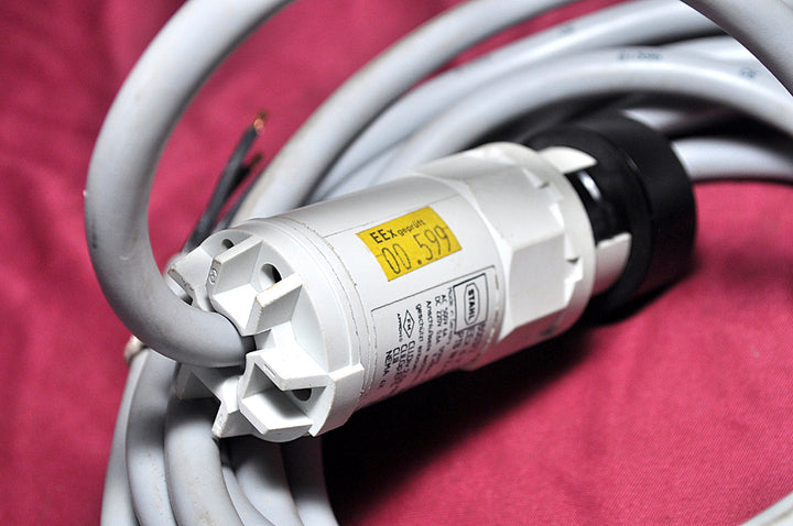 Stahl 8003/2 operator control switch