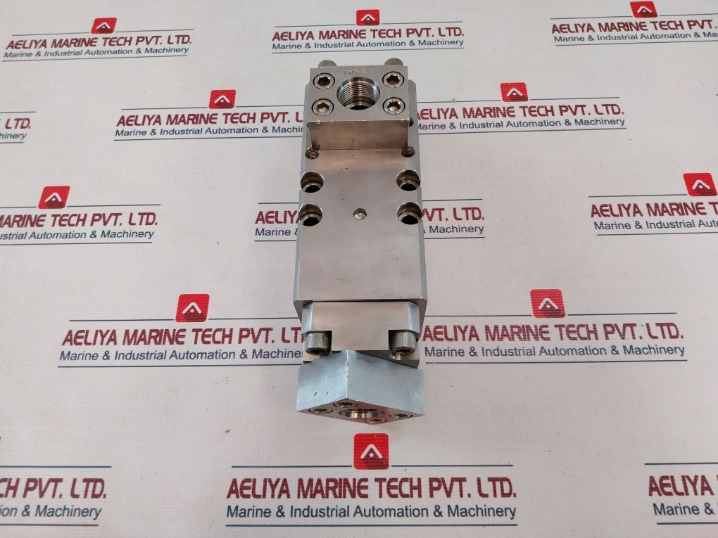 Dtl 2786056-07 Shuttle Valve