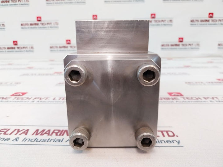 Dtl 2786056-07 Shuttle Valve