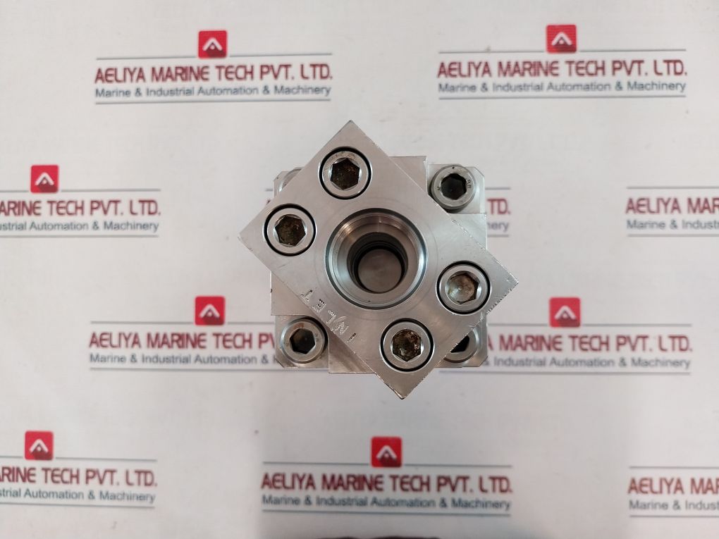 Dtl 2786056-07 Shuttle Valve