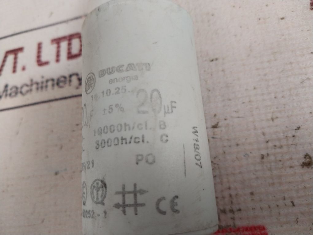 Ducati 16.10.25 Capacitor 475V~