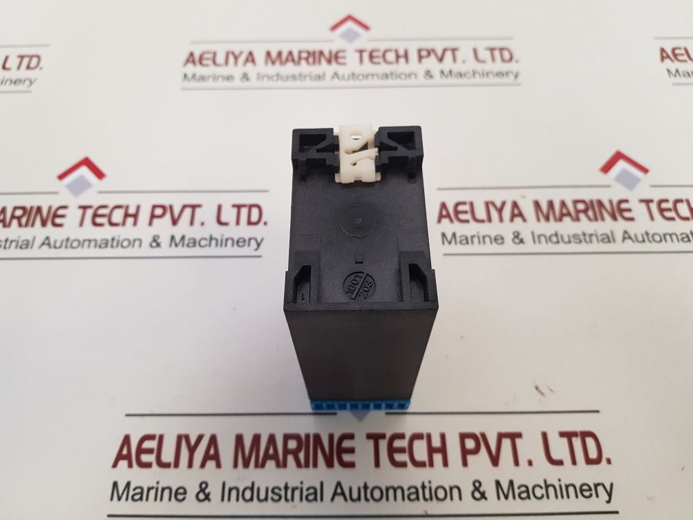 Duelco Nst-8 Relay 24V Ac/Dc