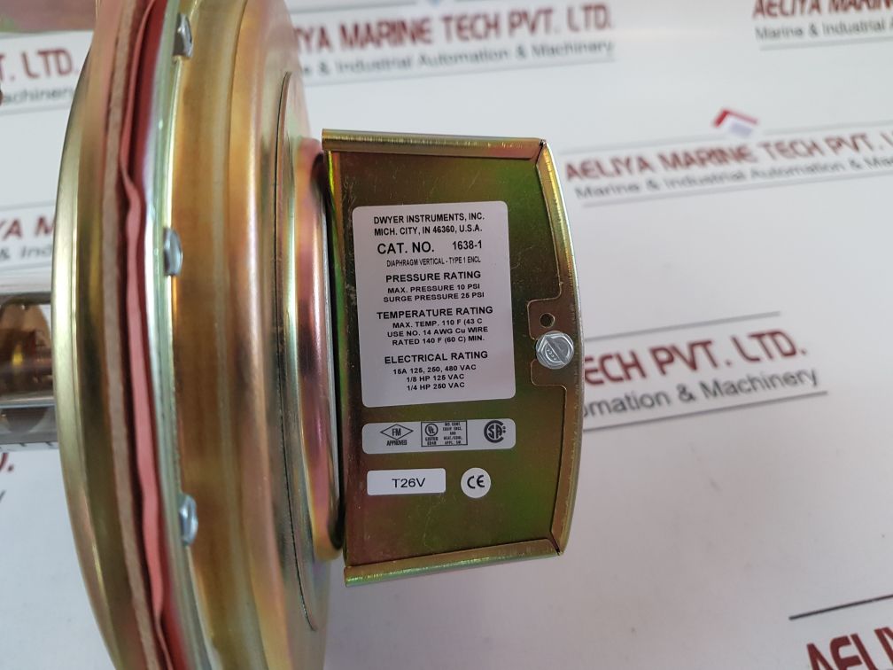 Dwyer 1638-1 Differential Pressure Switch
