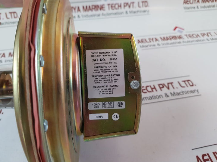 Dwyer 1638-1 Differential Pressure Switch
