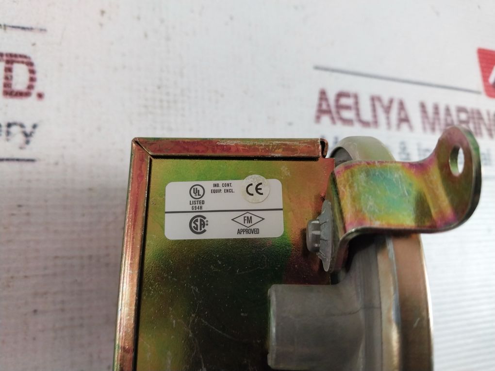 Dwyer 1910-5 Pressure Switch