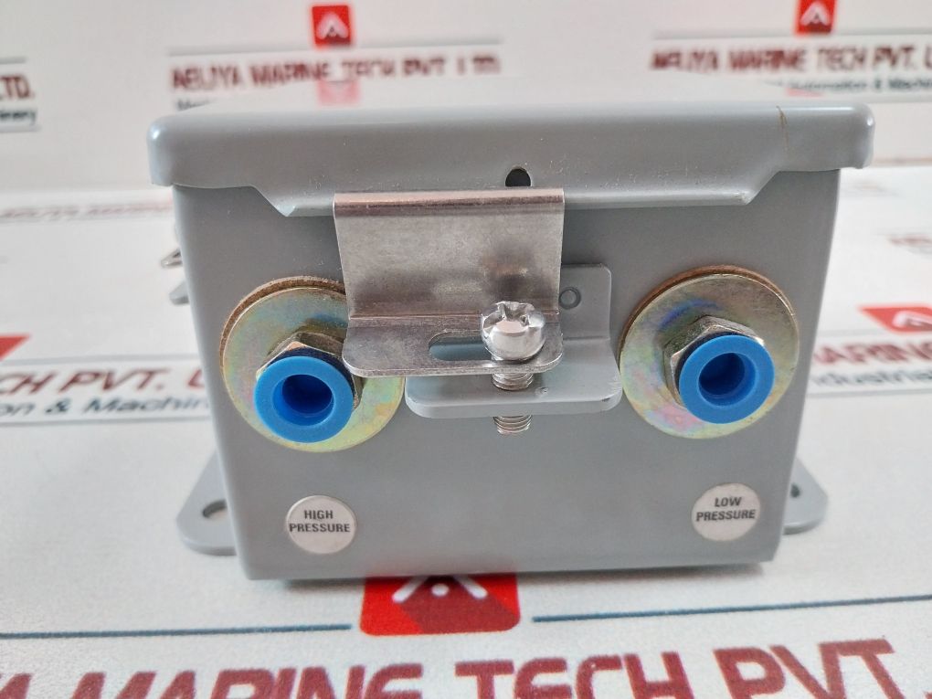 Dwyer 1911-00-wp Pressure Switch Series 1900