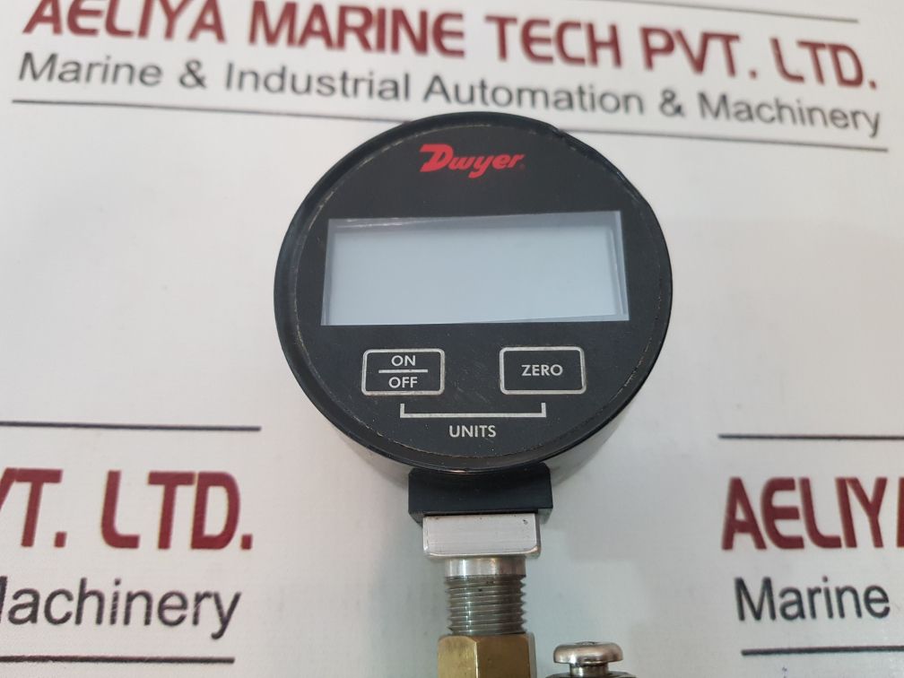Dwyer Dpgw-05 Digital Pressure Gauge