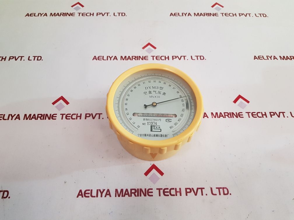Dym3 Barometer With Temperature Indicator
