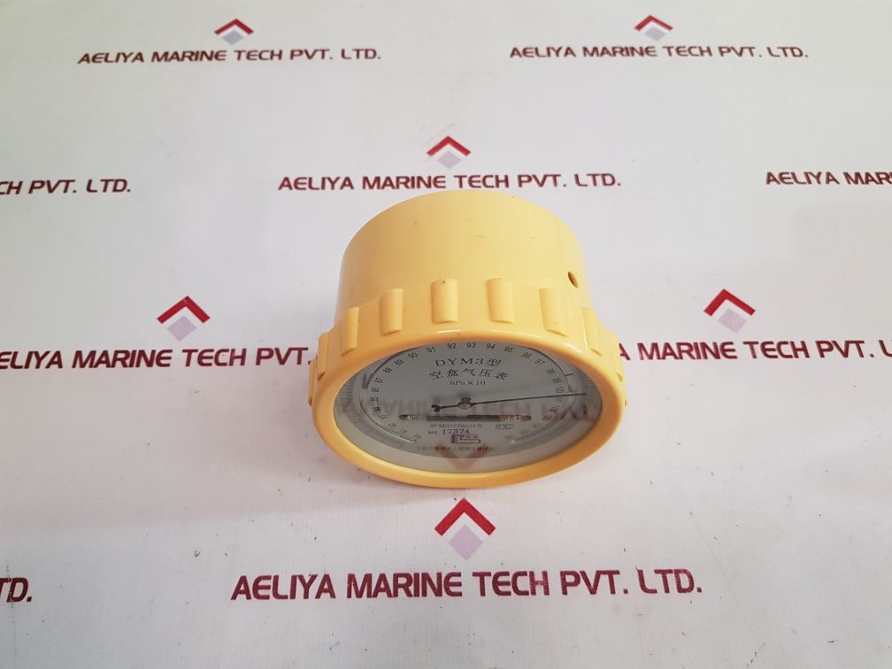 Dym3 Barometer With Temperature Indicator