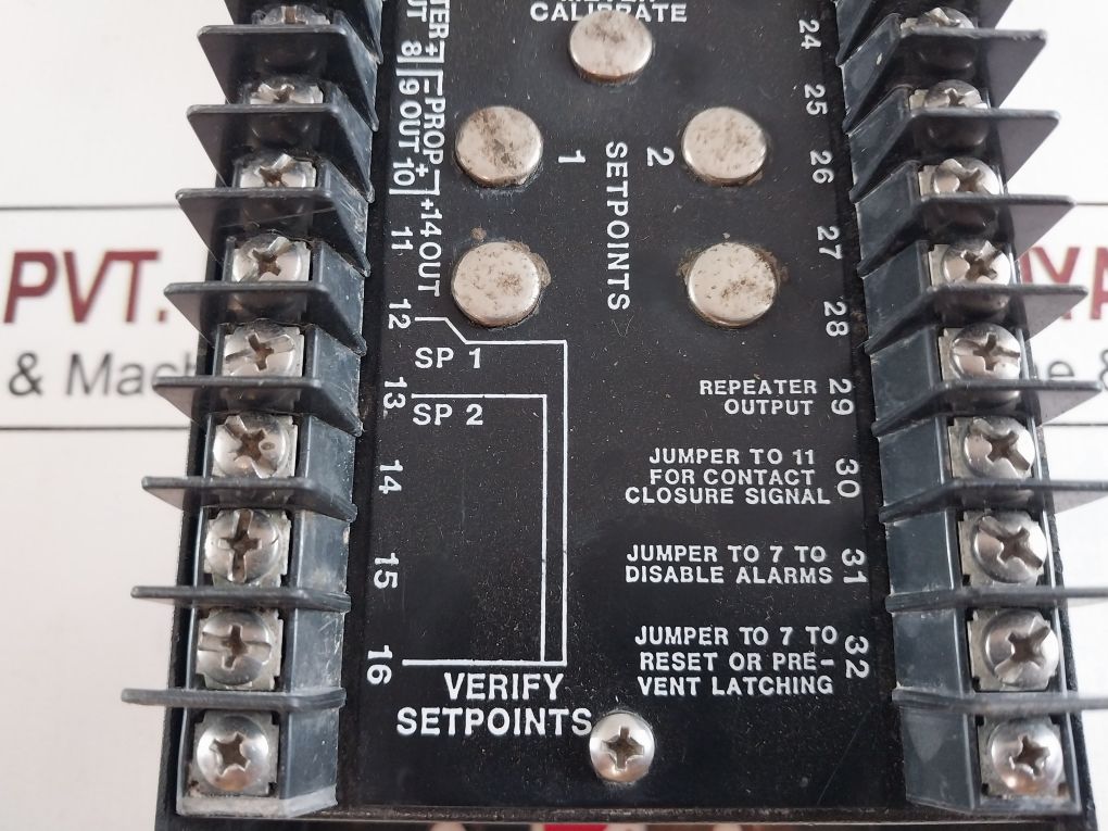 Dynalco Controls Sst2200A-586 Speed Switch Transmitter
