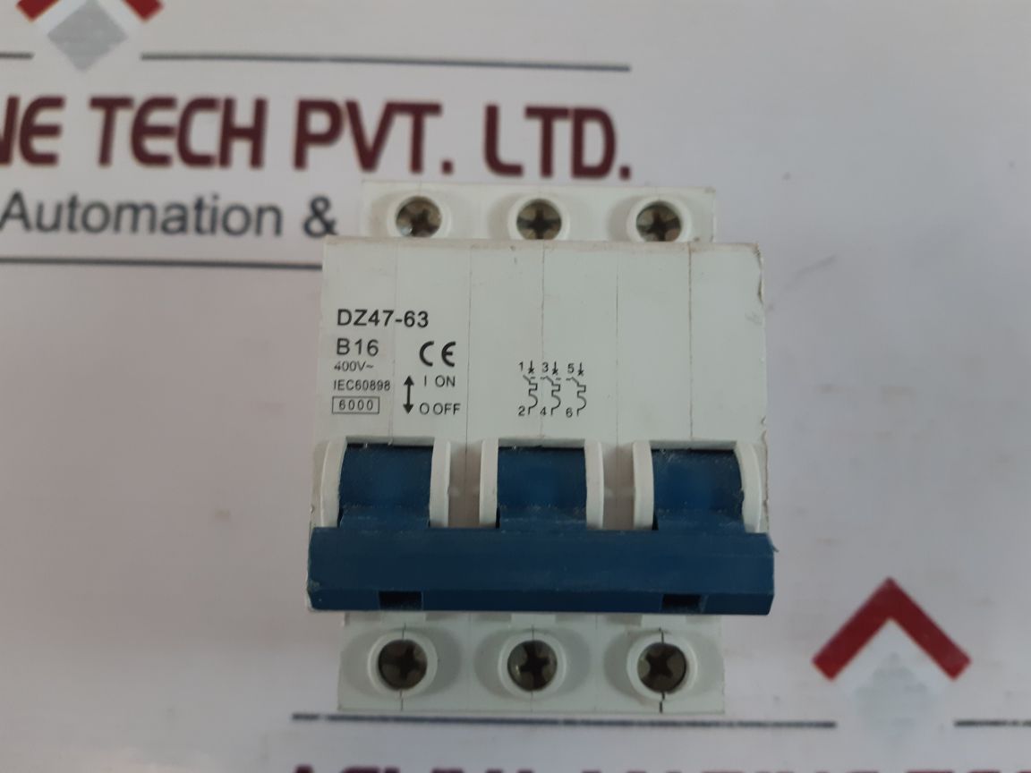Dz47-63 B16 Circuit Breaker 400V~
