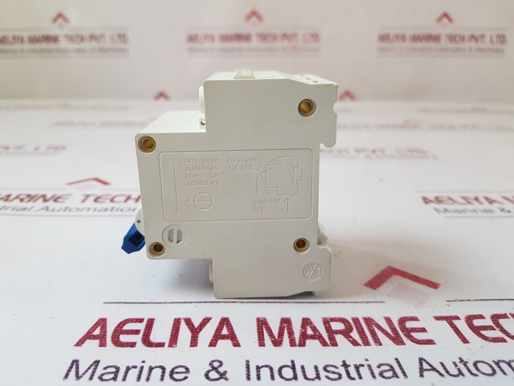 Dz47-63 C20 Circuit Breaker