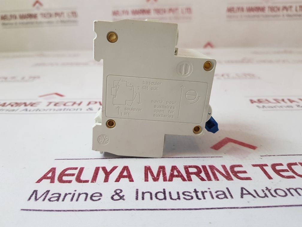 Dz47-63 C20 Circuit Breaker