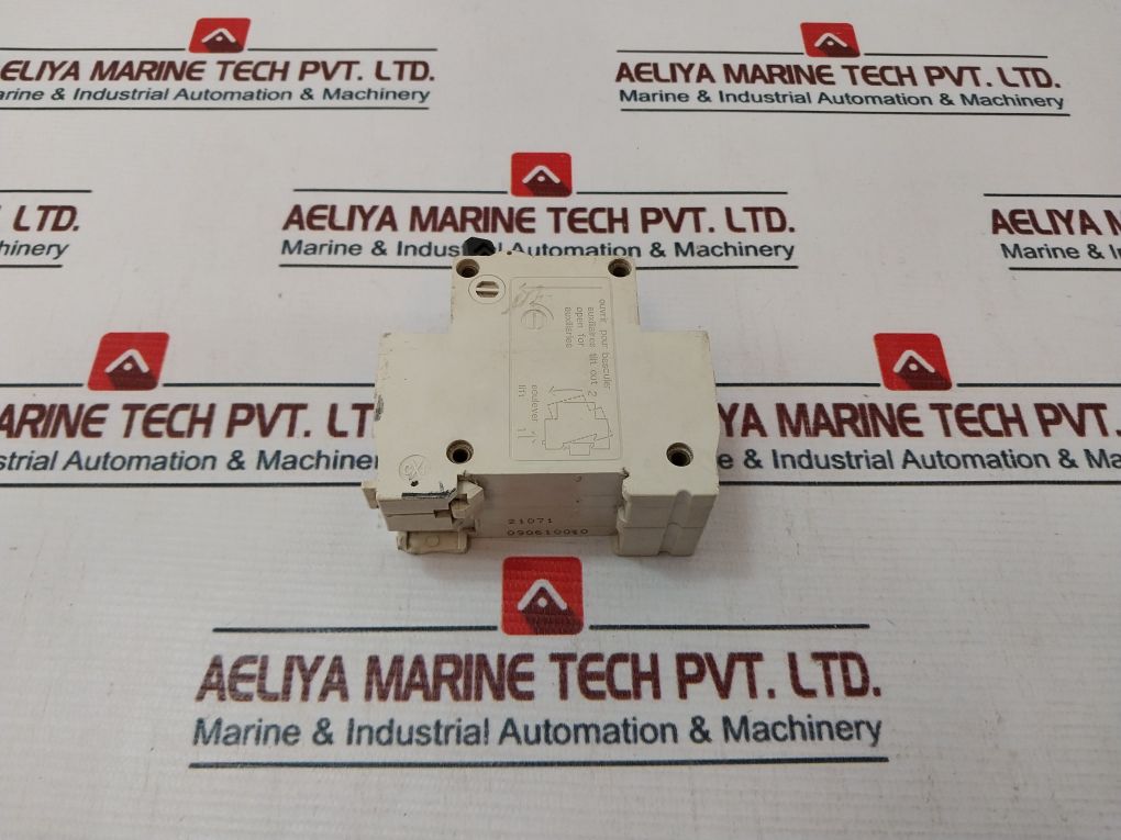 Dz47 C10 Miniature Circuit Breaker 230/400V 50/60Hz