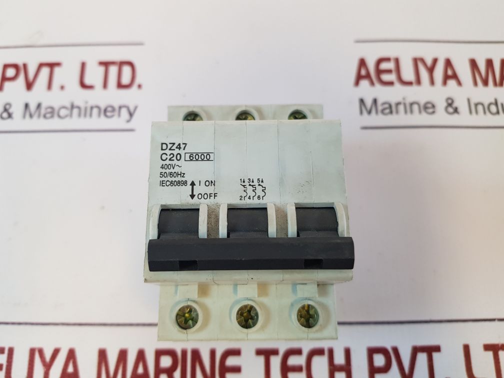 Dz47 C20 Circuit Breaker 400V~ 5060Hz