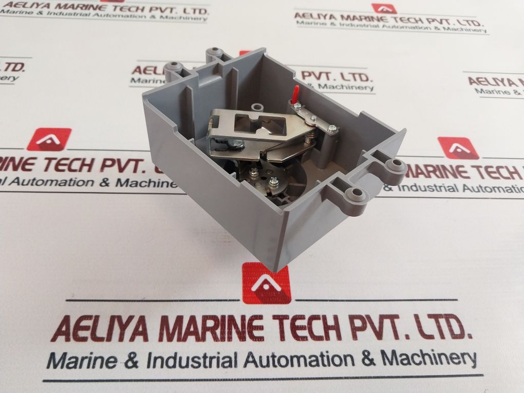 E-45S Handle (Acce) Cs 2B Circuit Breaker External Operation Handle Base