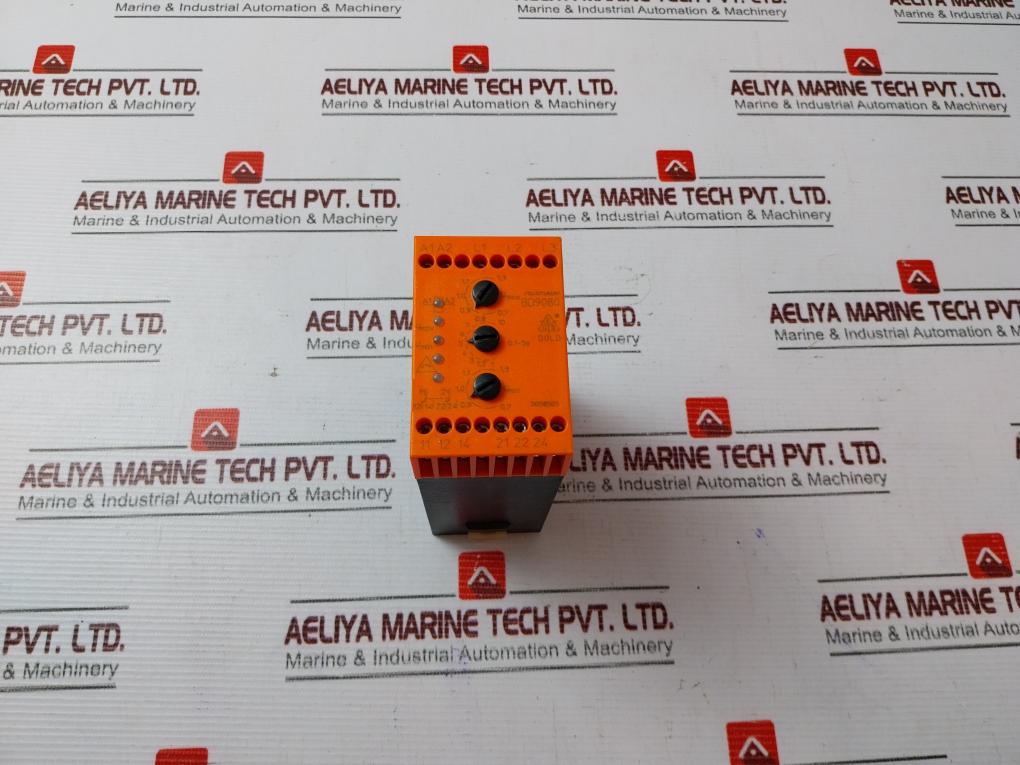 E. Dold & Sohne Bd9080.12 Voltage Monitoring Relay 3A 100V 50/60Hz