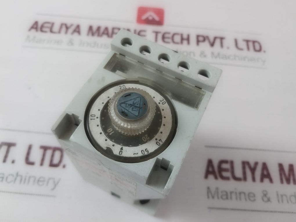 E. Dold & Sohne Zr720 Timer Relay 50/60Hz