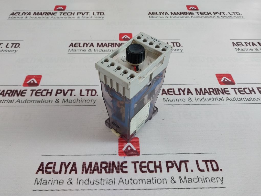 E. Dold U. Sohne Aa 7666.32 Timer Relay