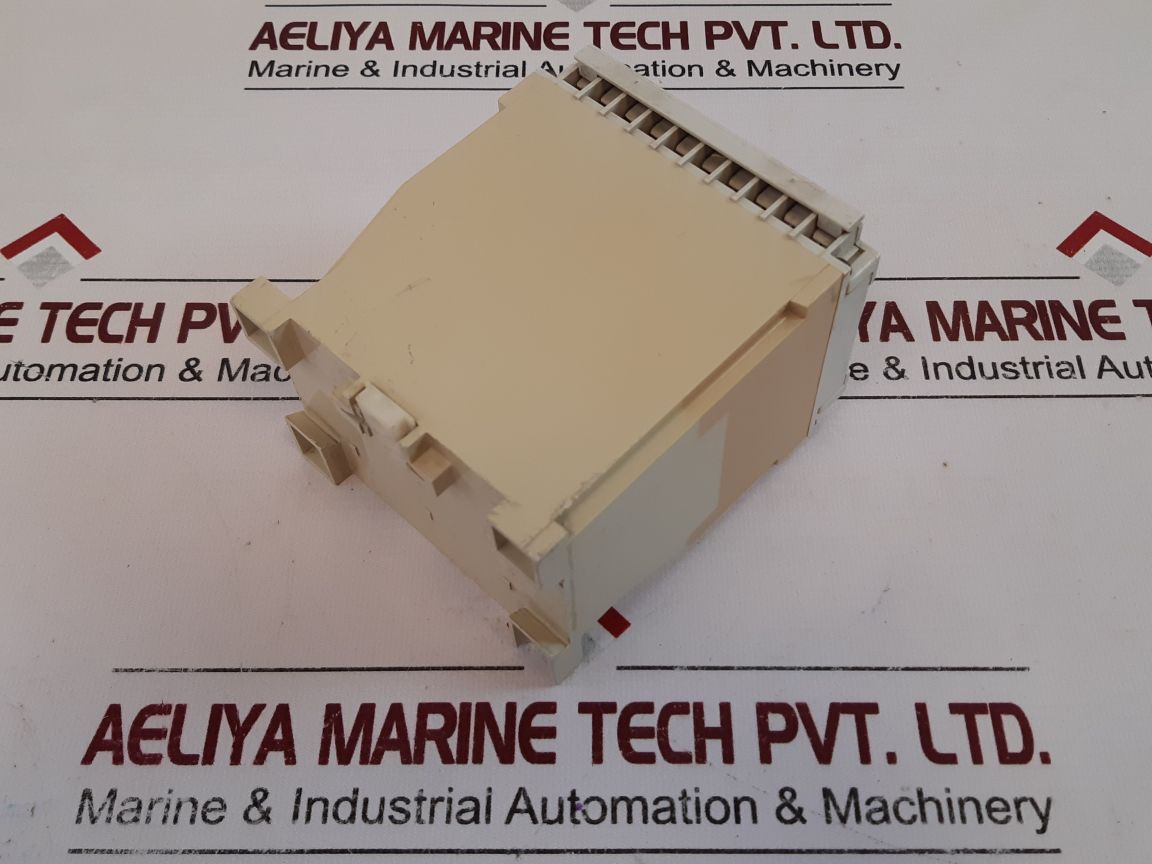 E.Dold An9843.82011 Voltage Relay 1-20S Ac11 3A250V
