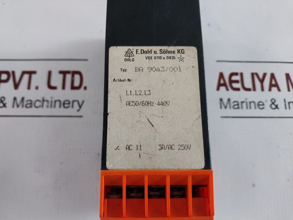 E.Dold U.Sohne Ba 9043/001 Voltage Relay