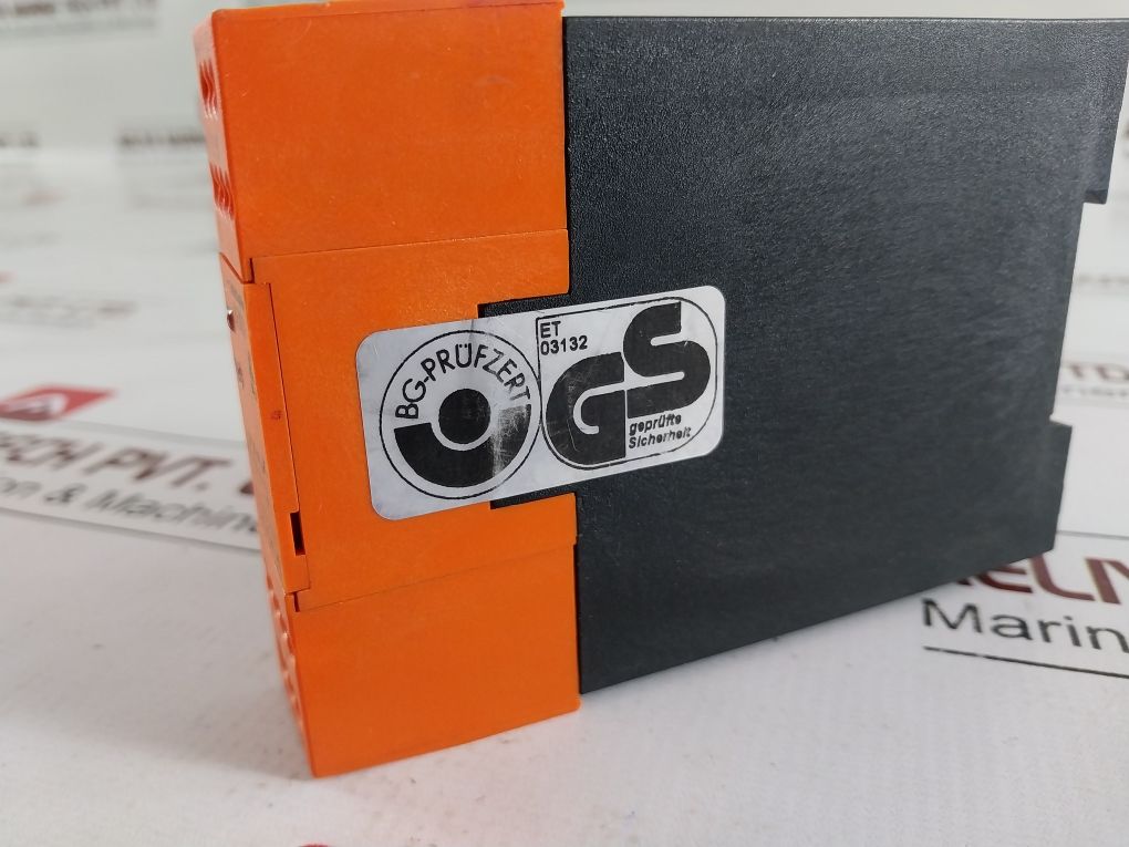 E.Dold U.Sohne Bg5924.48 Safety Relay