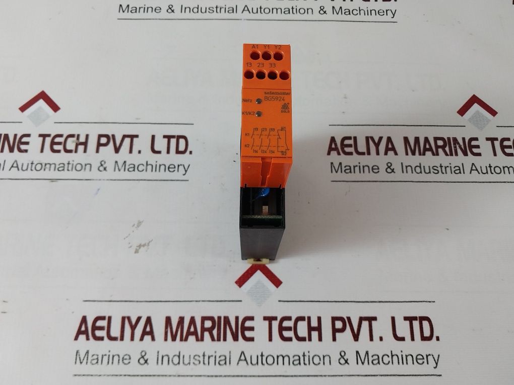 E.Dold U.Sohne Bg5924.48 Safety Relay 