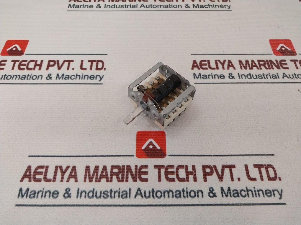 E.G.O. 521.823 Way Rotary Switch