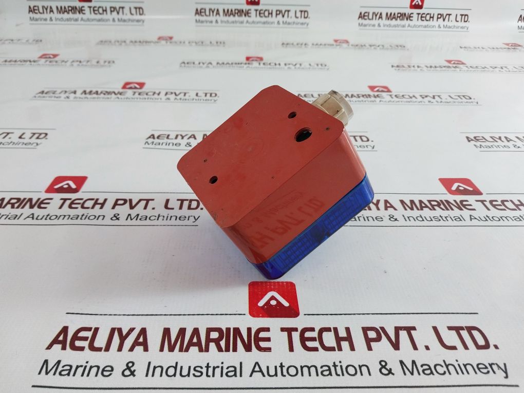 E2S L101X Flashing Beacon Blue Light L101Xac230Br/B 230Vac