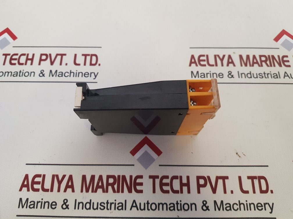 Tesch E48.3X26 Switch-off Relay 250V Ac 5A