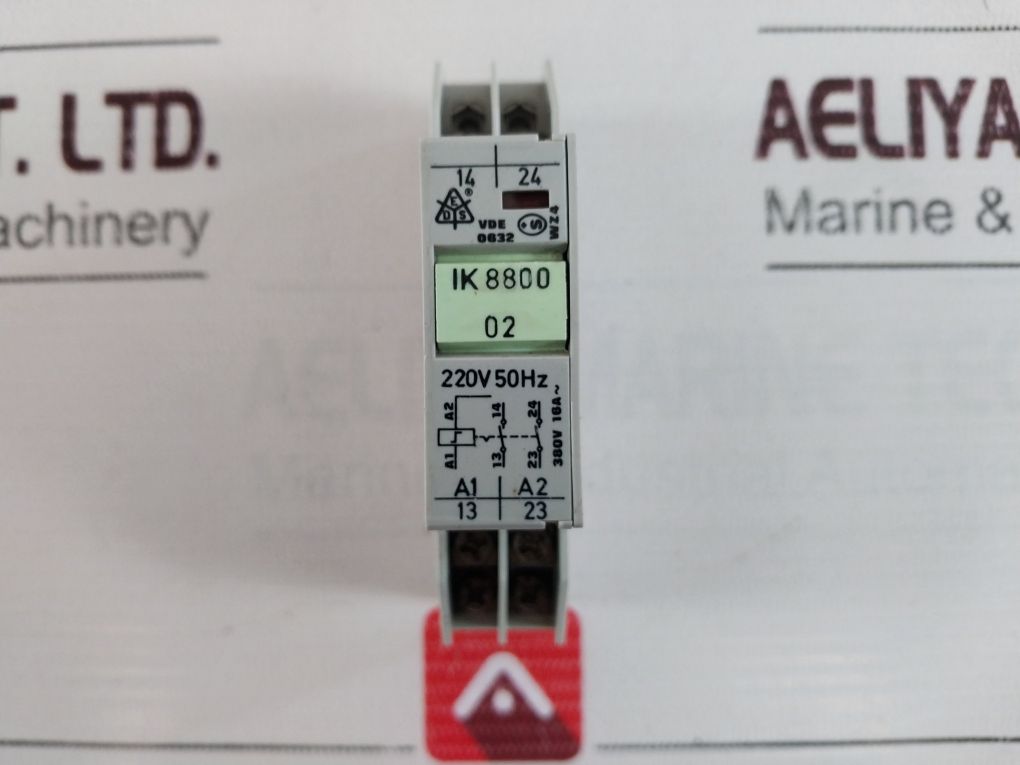 E Dold & Söhne Ik 8800 02 220V 50Hz Relay