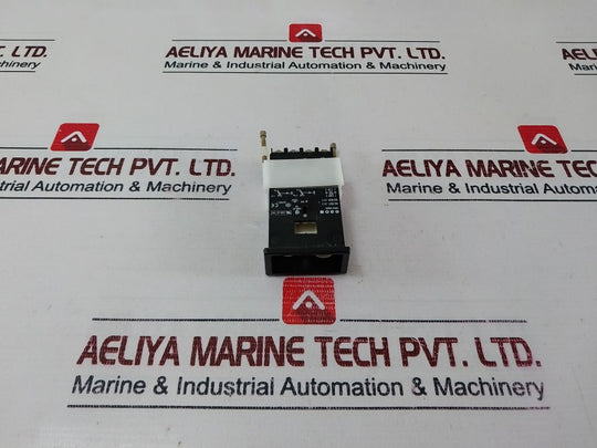 Eao 03-624.011, 03-421.011 Pushbutton Switch 300V Ac