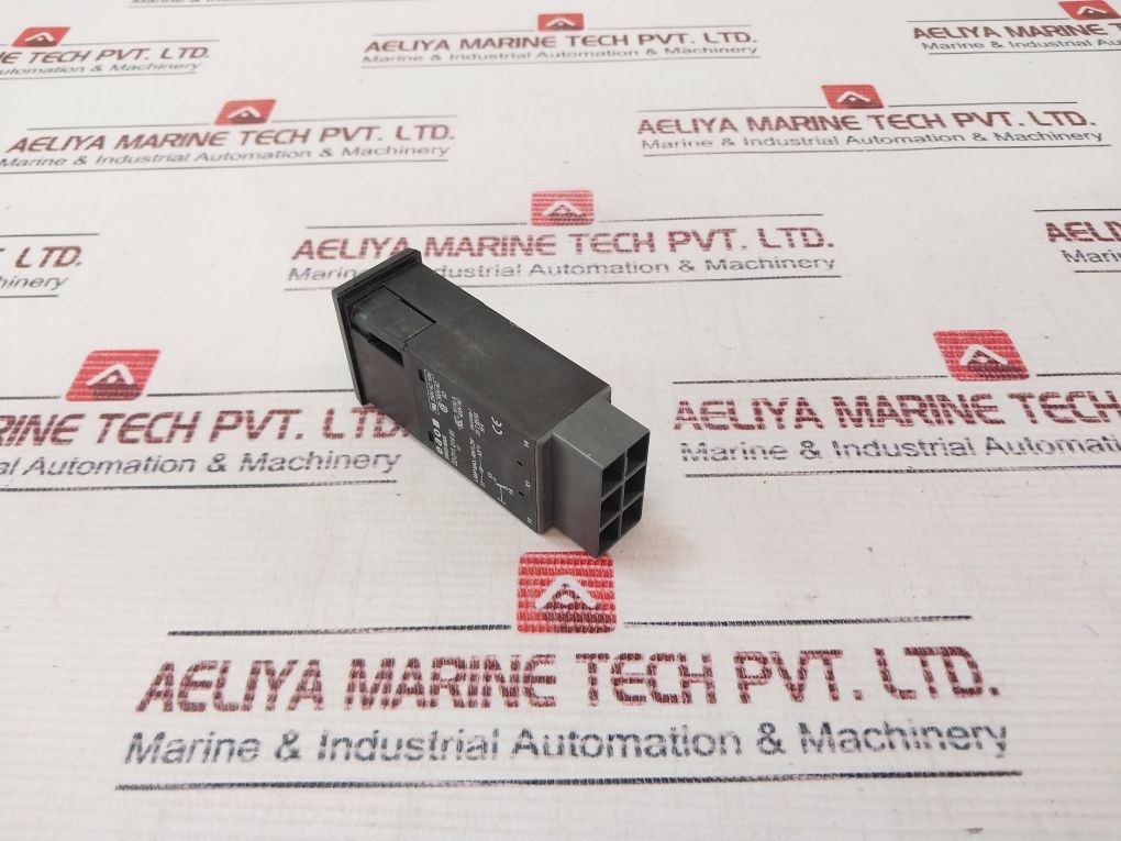 Eao 22-211.014 Pushbutton Switch 10A 400V Ac