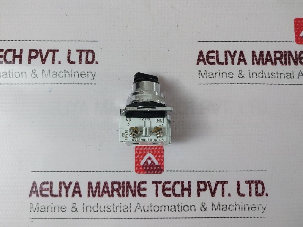 Eaton 10250T/91000T Push Button