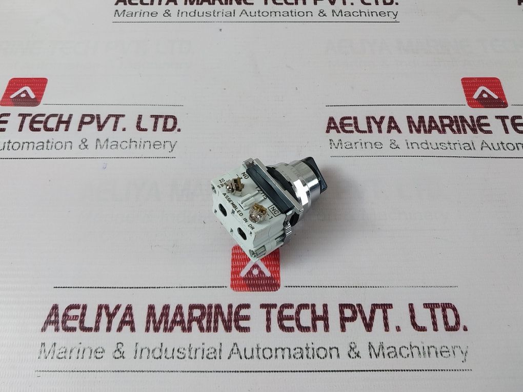 Eaton 10250T/91000T Push Button