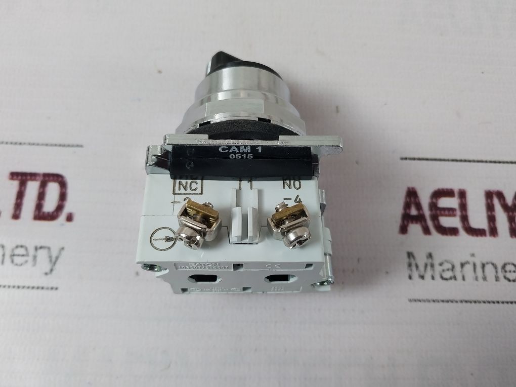 Eaton 10250T/91000T Push Button