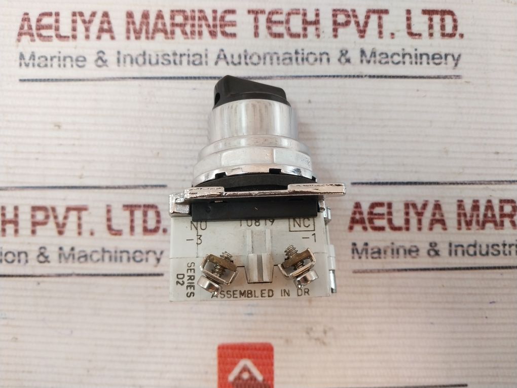 Eaton 10250T/91000T Push Button Series D2