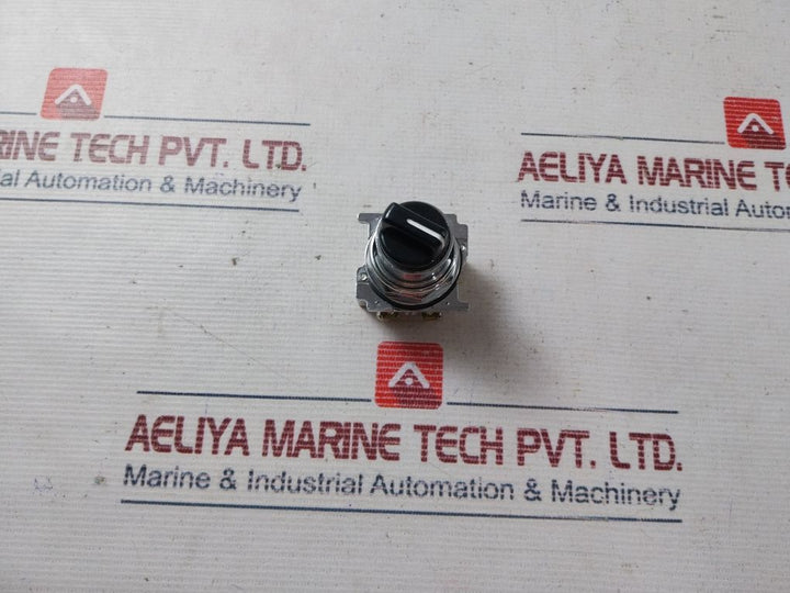 Eaton 10250T91000T Push Button Switch
