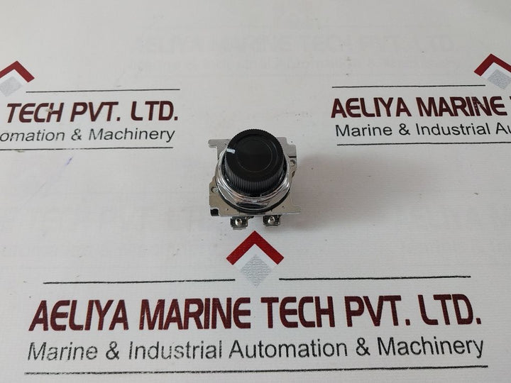 Eaton 10250T Push Button/Potentiometer