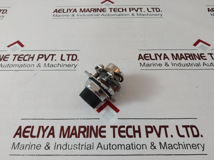 Eaton 10250T Push Button/Potentiometer