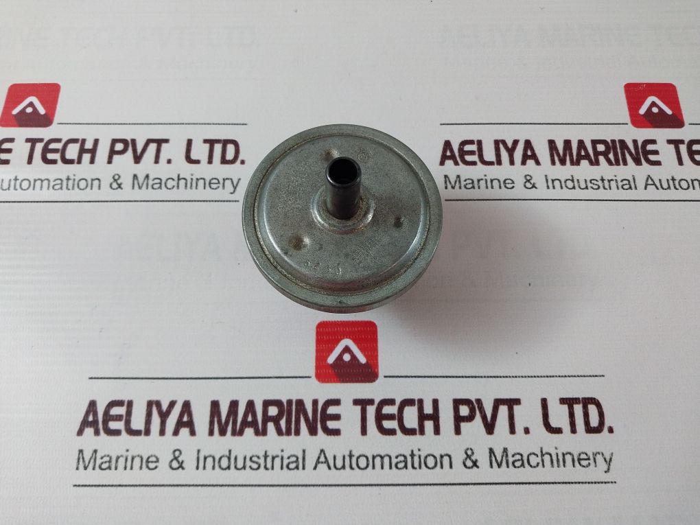 Eaton 10 Amp. 250 V.A.C.
