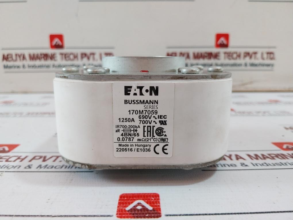 Eaton 170M7059 Bussmann Fuse 1250A 3Ayn567504-105
