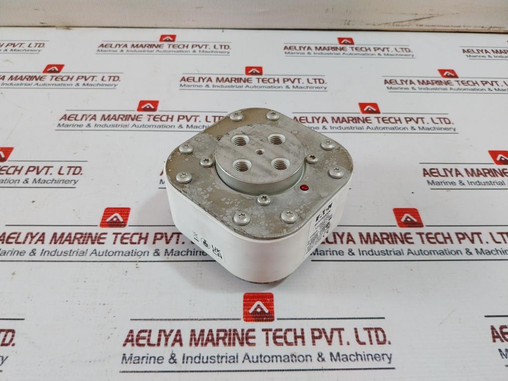 Eaton 170M7059 Bussmann Fuse 1250A 3Ayn567504-105