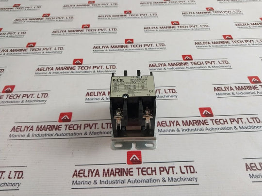 Eaton 30 Amp Res Magnetic Contactor 50Hz/60Hz