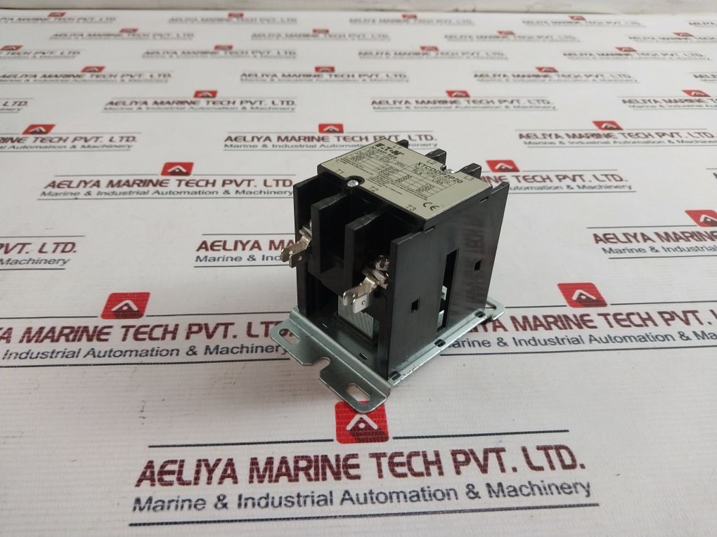 Eaton 30 Amp Res Magnetic Contactor 50Hz/60Hz