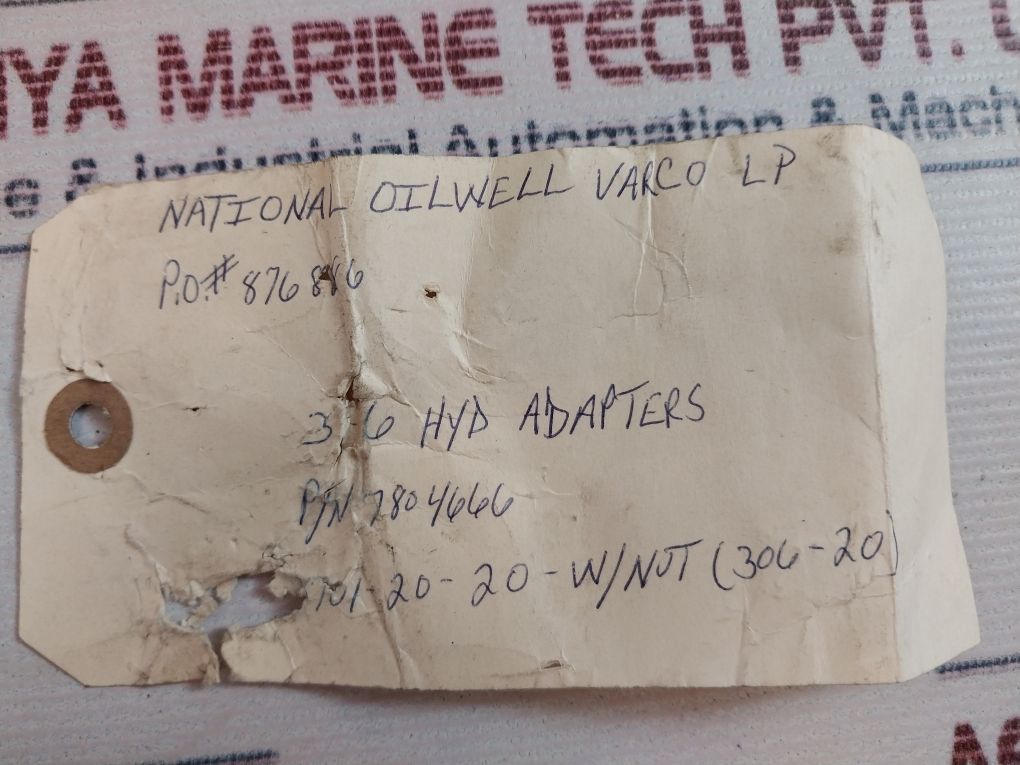 Eaton 7804666 90° Degree Elbow Bulkhead Adapter