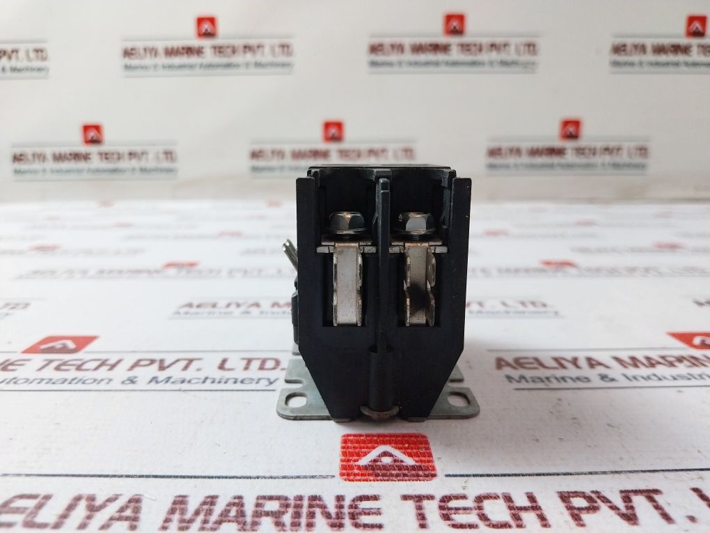 Eaton C25Bnb220A Definite Purpose Contactor 208-220V 50Hz